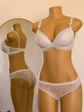 Conjunto Catalina blanco de encaje, lencería premium ALEHVIDA Chile